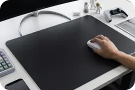 Atlas Glass Mouse Pad