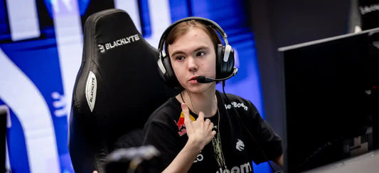 Blacklyte gaming chair trusted by Donk